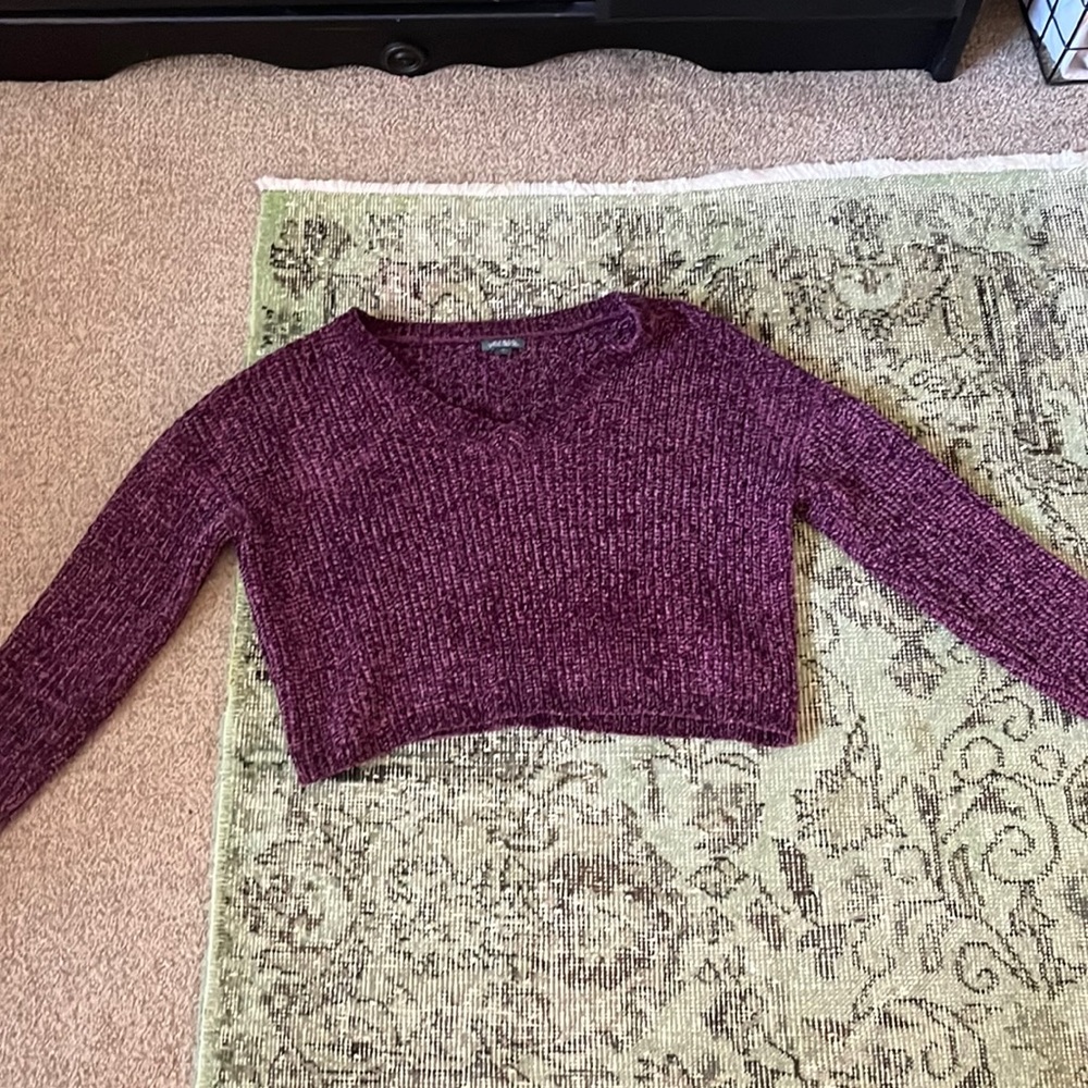 Cropped sweater